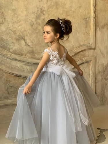 Zikusel Lace Applique Tulle Flower Girl Wedding Dress V-Back Satin Bow Knot